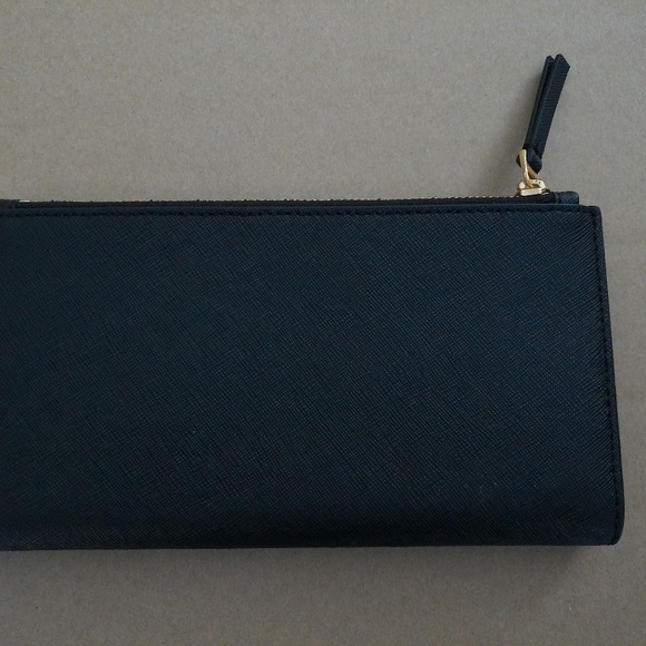 AUTHENTIC BLACK TORY BURCH ENVELOPE WALLET - Picture 6 of 7